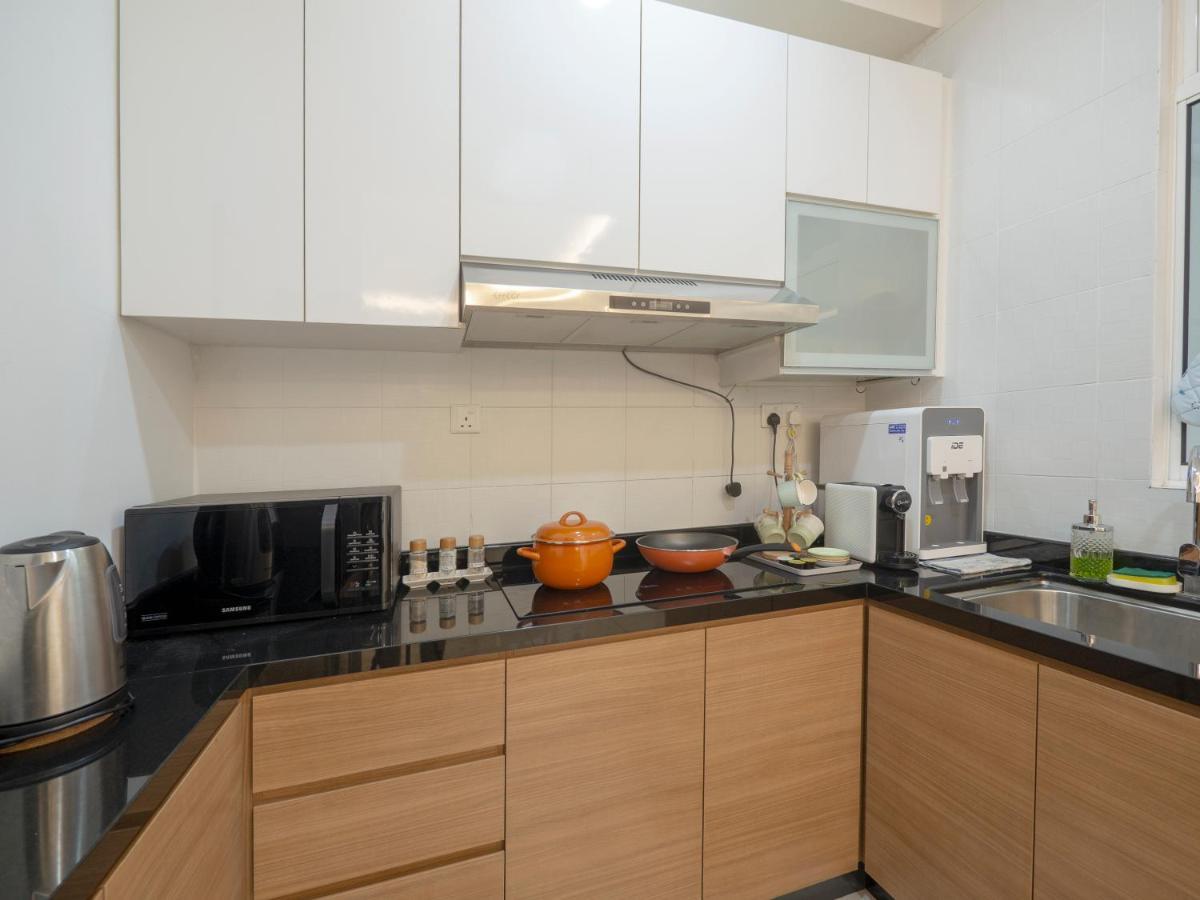 Seaview Condo Near Rf Mall, Food Court & Free Netflix Джохор-Бару Экстерьер фото